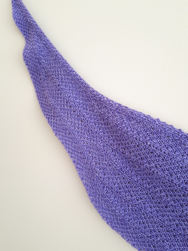 For intérieur (Deep down), Tunisian crochet shawl