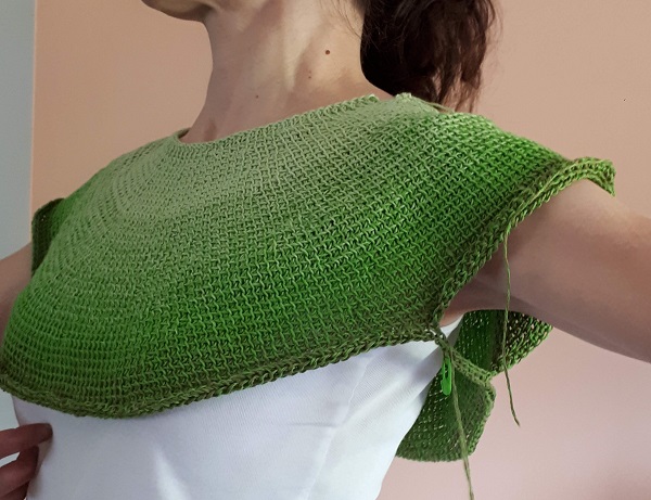 How to adjust a top down yoke - Rachel Henri crochet design