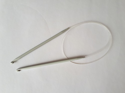 Double-ended Tunisian crochet hook with a flexible cable